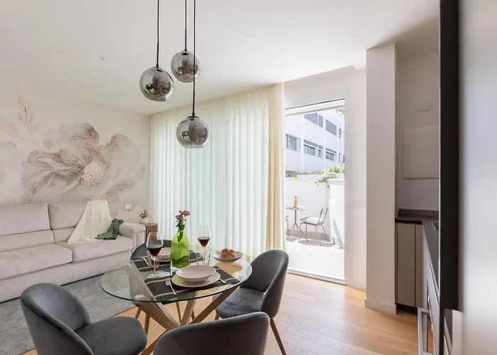 Iflat Modern Sunlit By The Colosseum Appartement *
