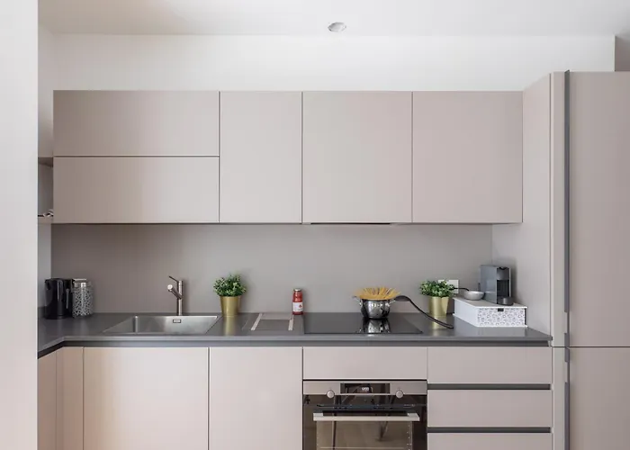 Appartement Iflat Modern Sunlit By The Colosseum Rome